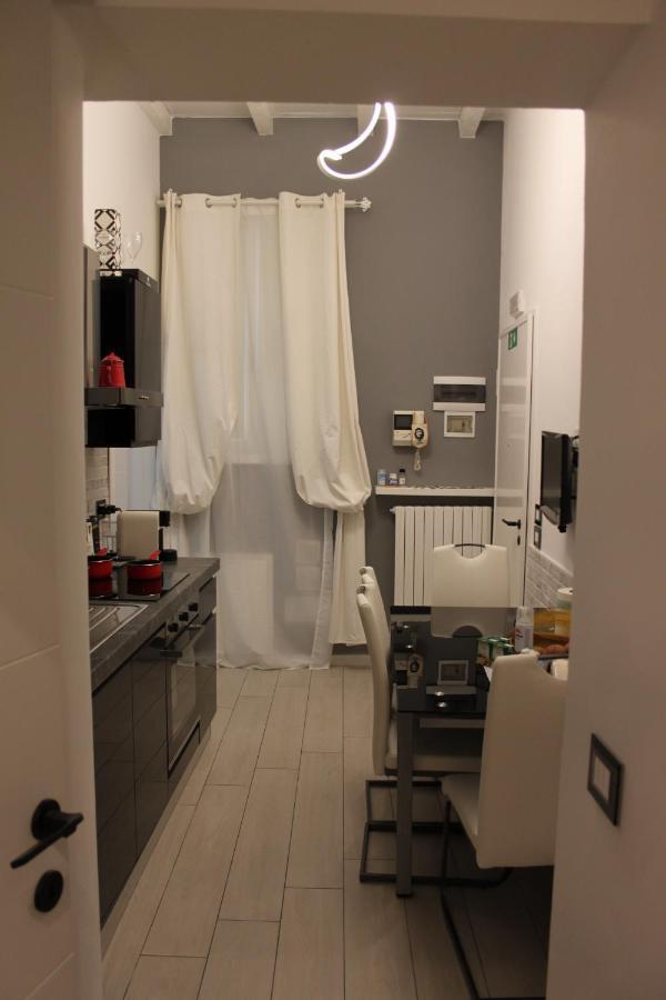Jacuzzi Apartament By Parmacentro B&B Εξωτερικό φωτογραφία